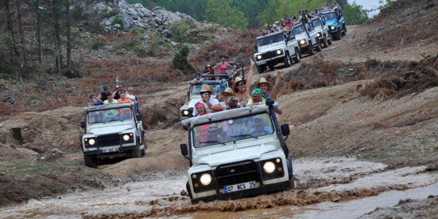JEEP SAFARİ
