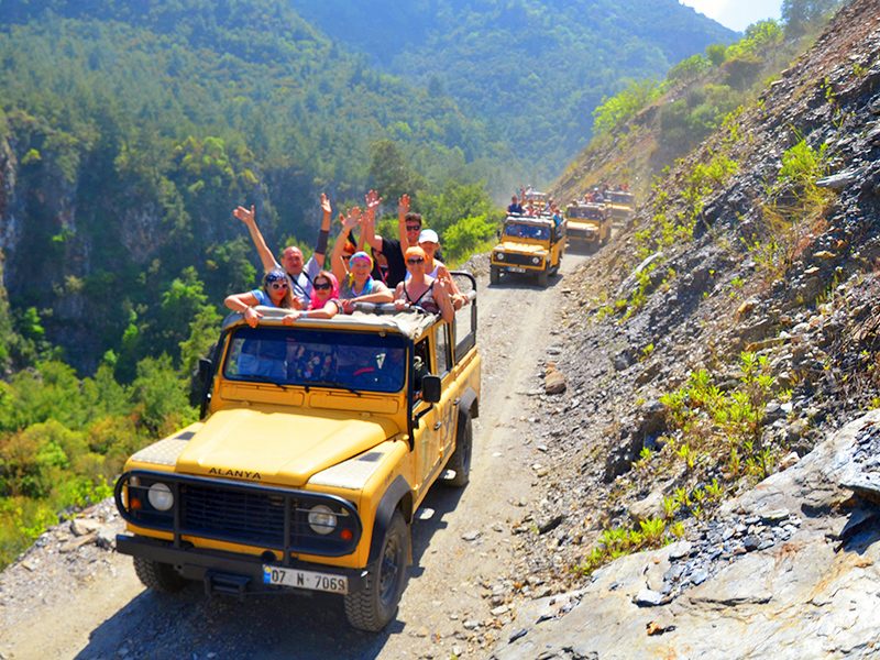 JEEP SAFARİ